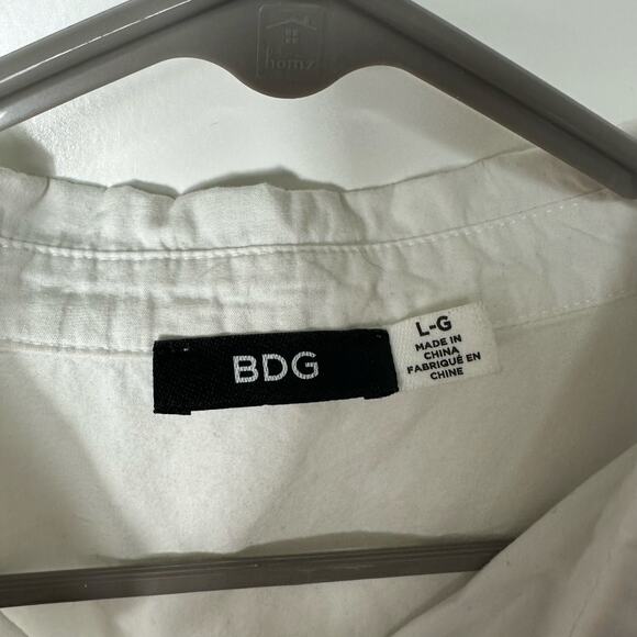 BDG Large Button Down Floral Embroidered Shirt - Picture 2 of 4